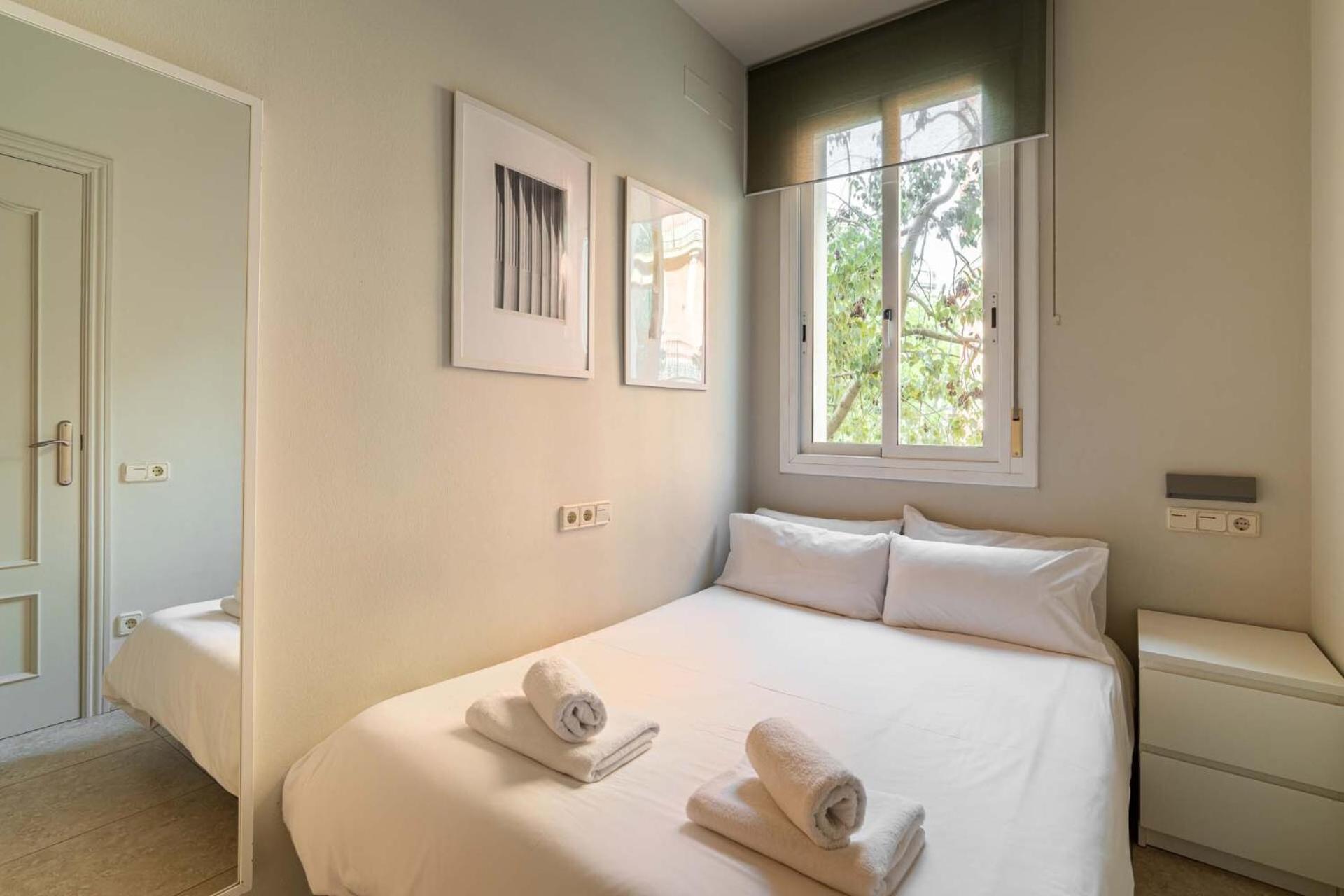 Stay U-Nique Apartments Torre Damians Barcellona Esterno foto