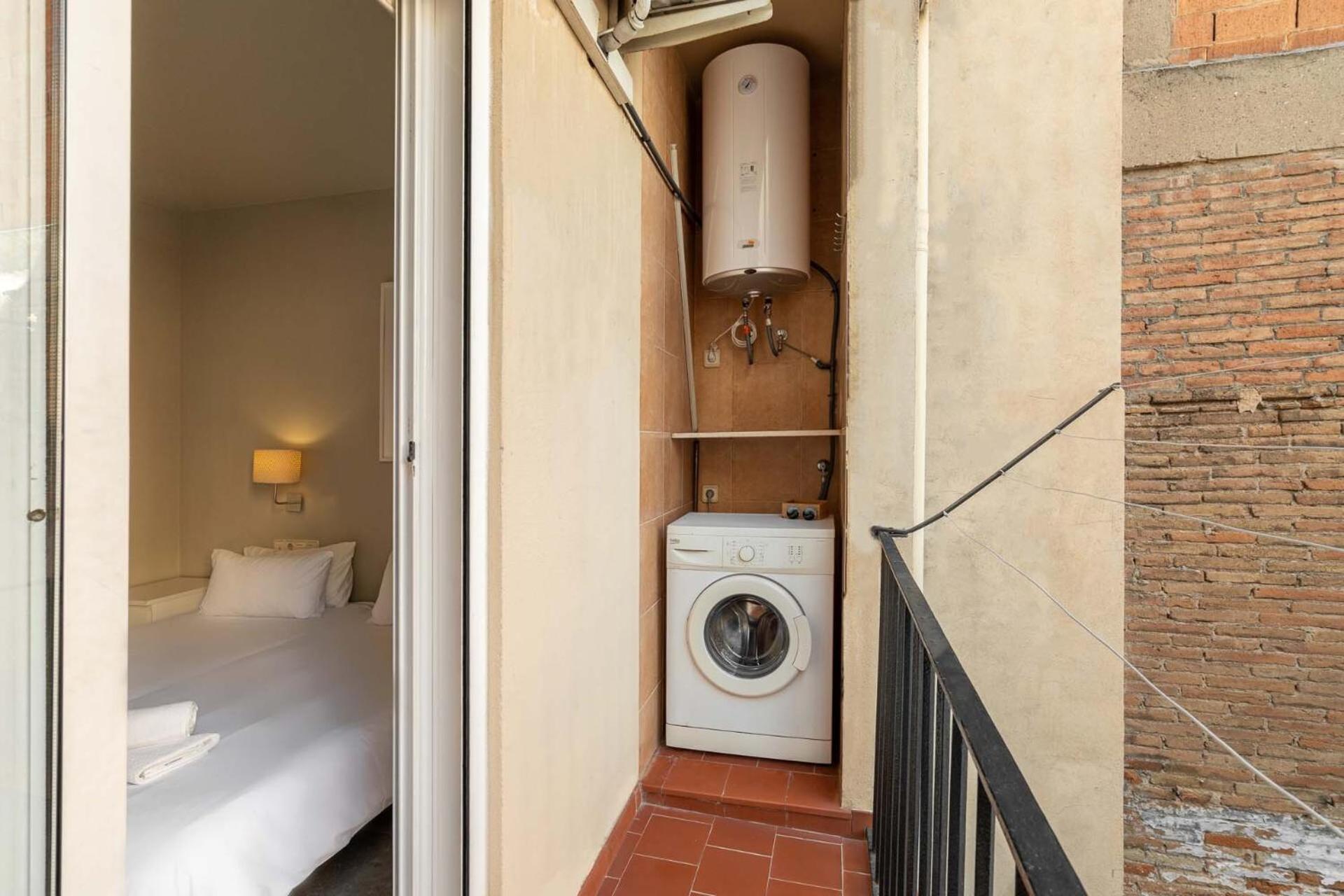 Stay U-Nique Apartments Torre Damians Barcellona Esterno foto